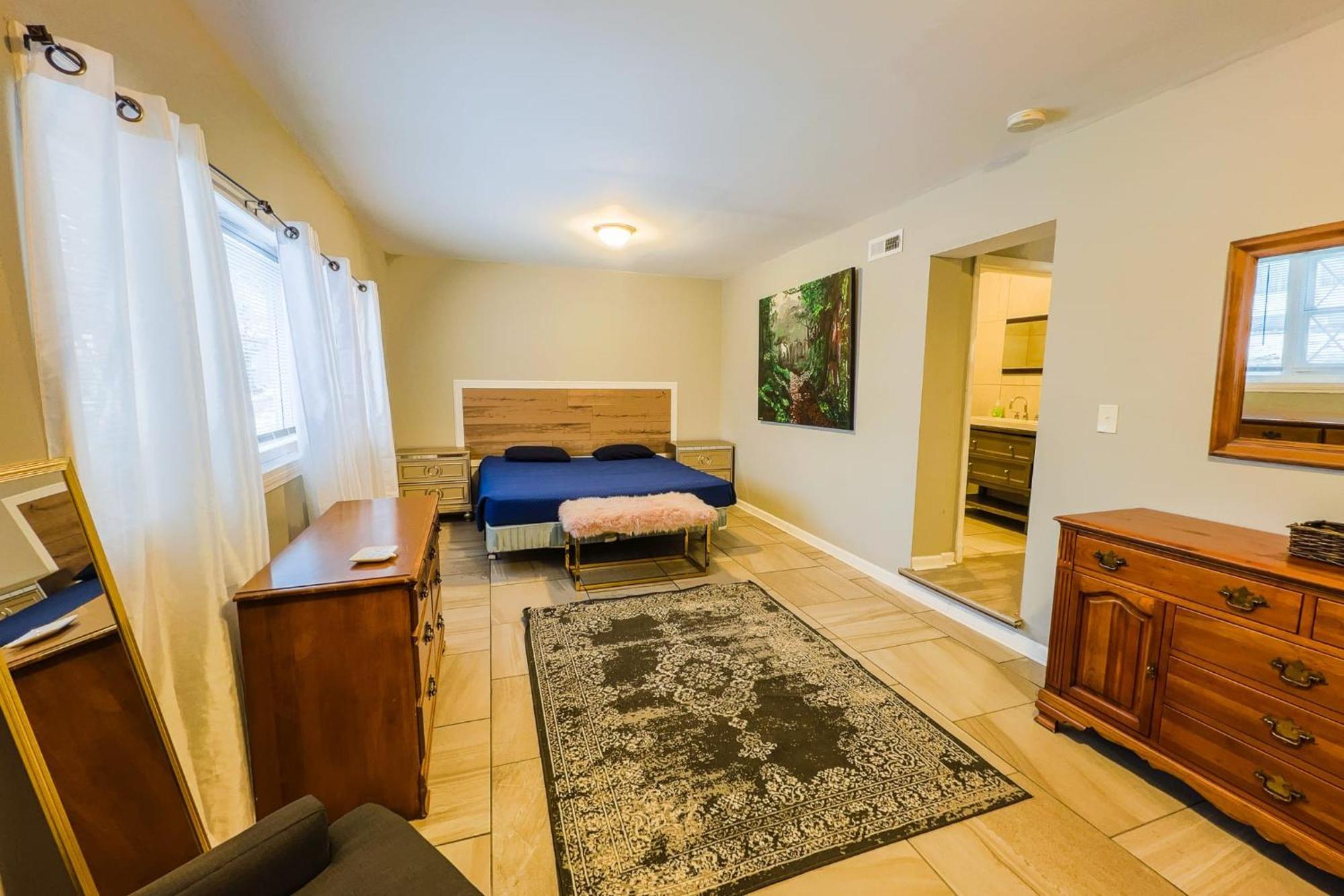 Large 6Br, 6 Bath In The City Of Niagara Falls Zewnętrze zdjęcie