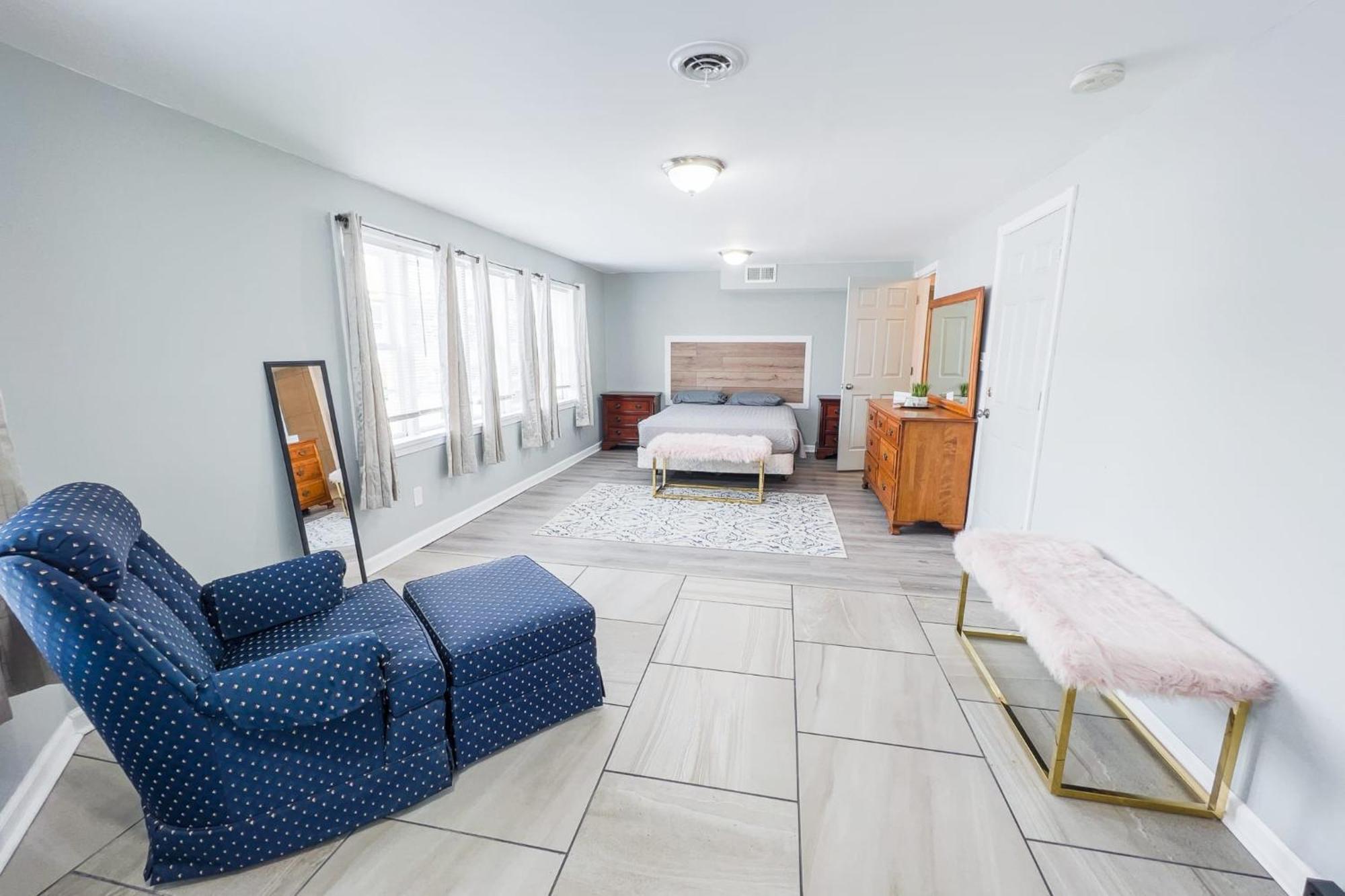 Large 6Br, 6 Bath In The City Of Niagara Falls Zewnętrze zdjęcie