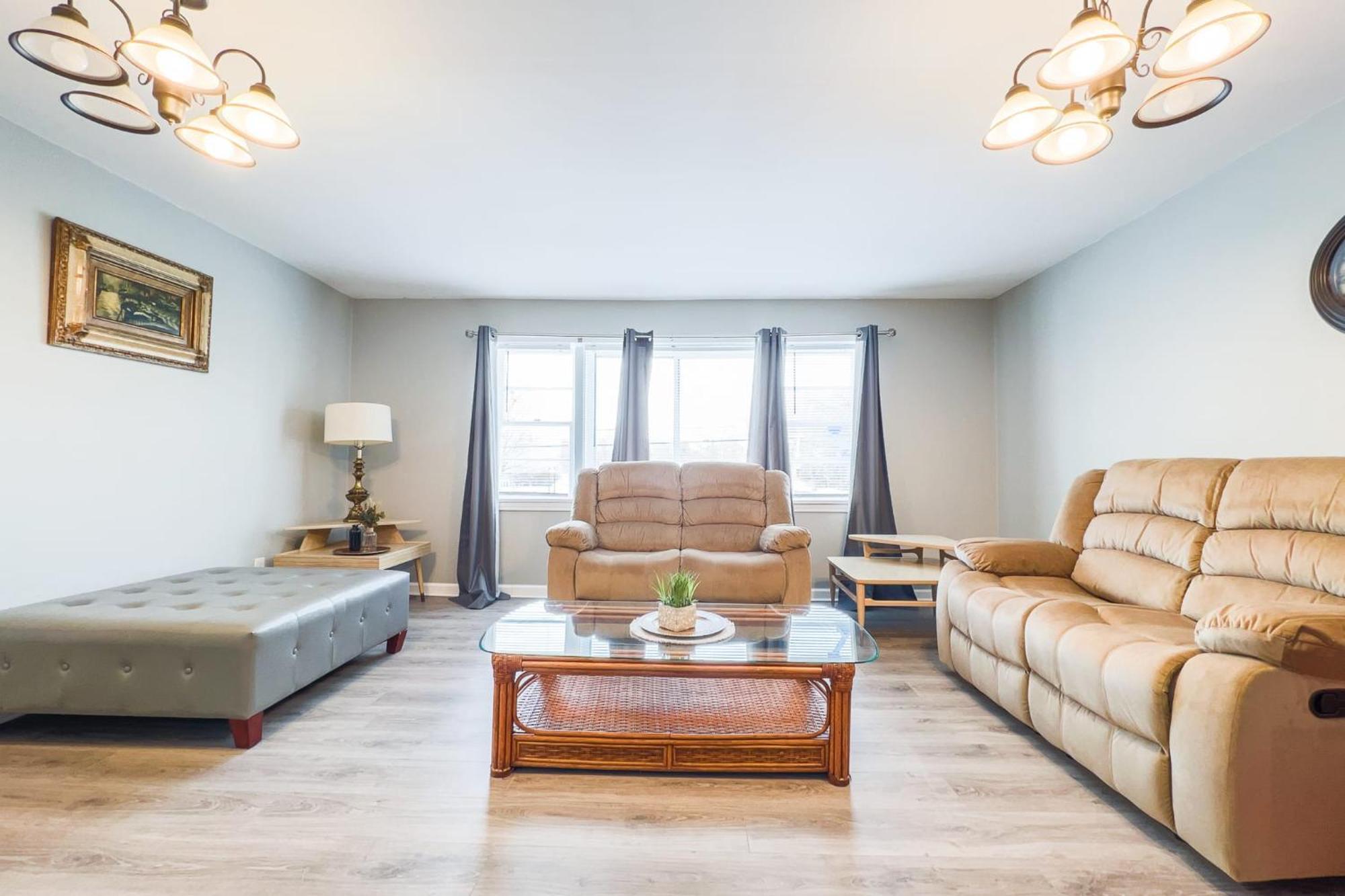 Large 6Br, 6 Bath In The City Of Niagara Falls Zewnętrze zdjęcie