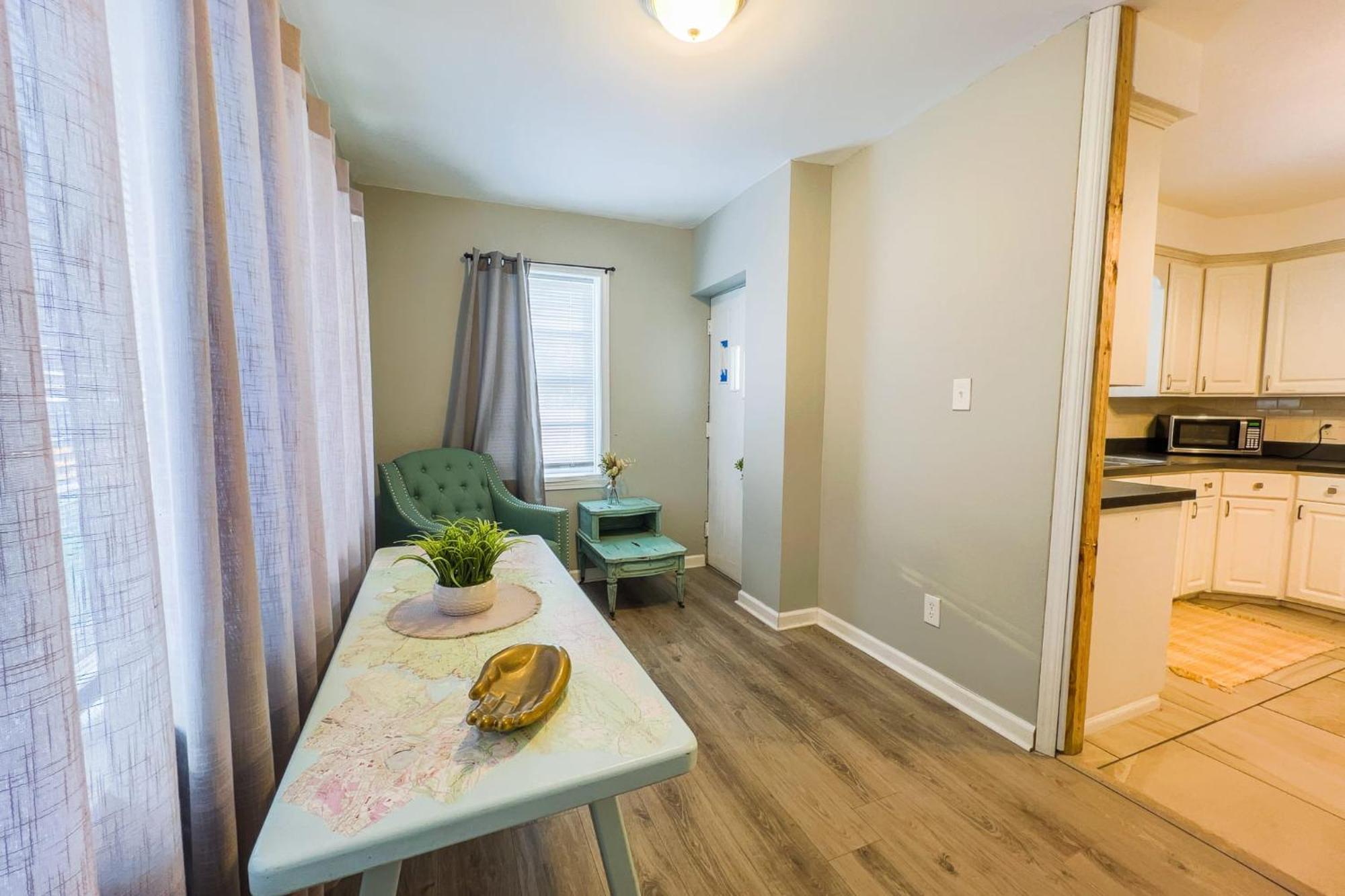 Large 6Br, 6 Bath In The City Of Niagara Falls Zewnętrze zdjęcie