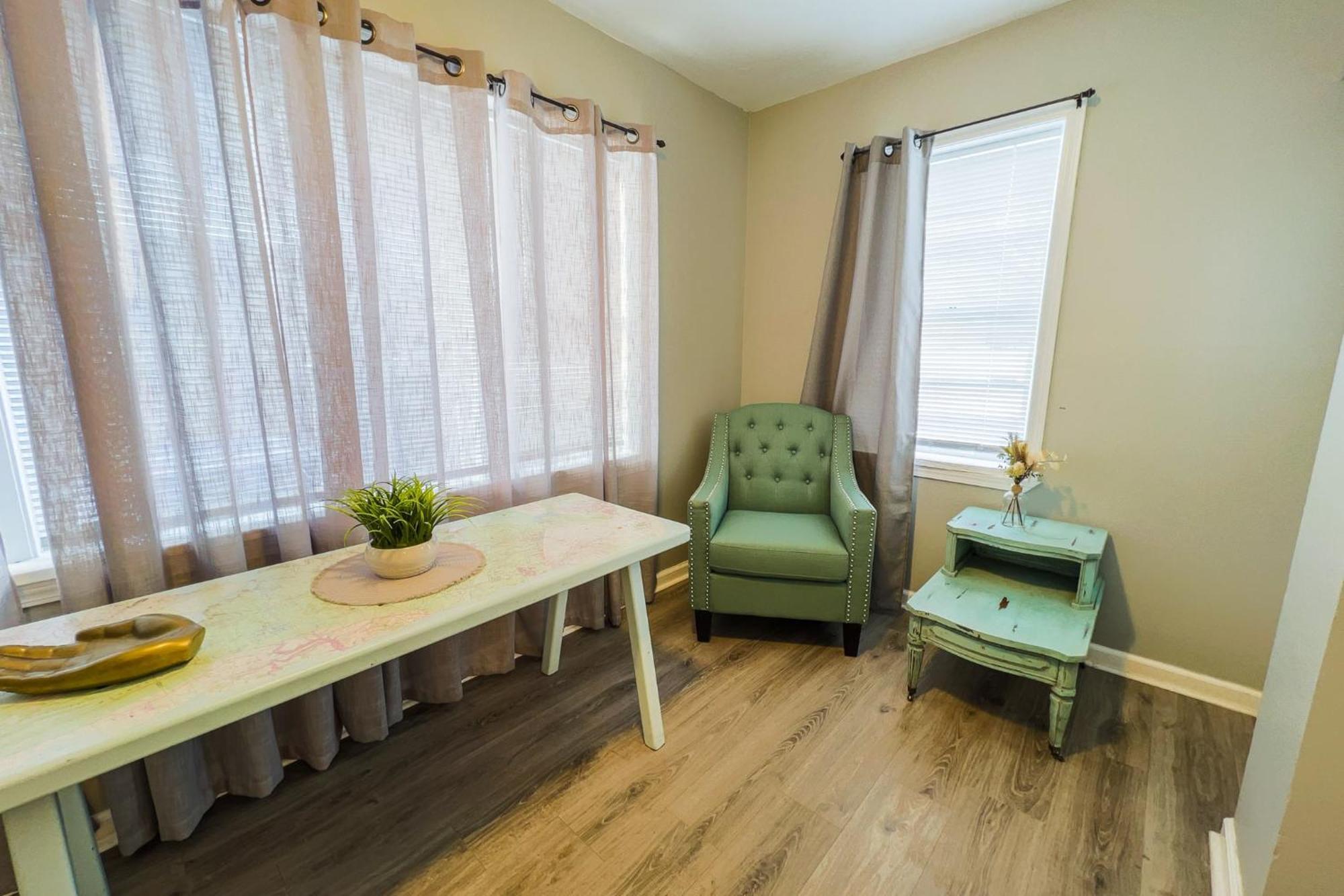 Large 6Br, 6 Bath In The City Of Niagara Falls Zewnętrze zdjęcie