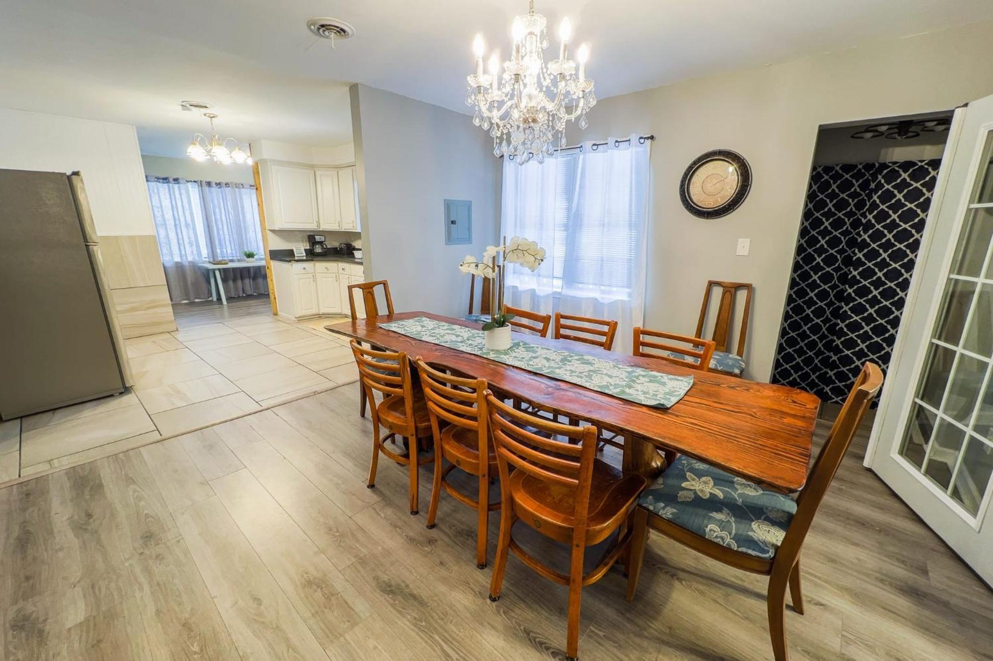 Large 6Br, 6 Bath In The City Of Niagara Falls Zewnętrze zdjęcie